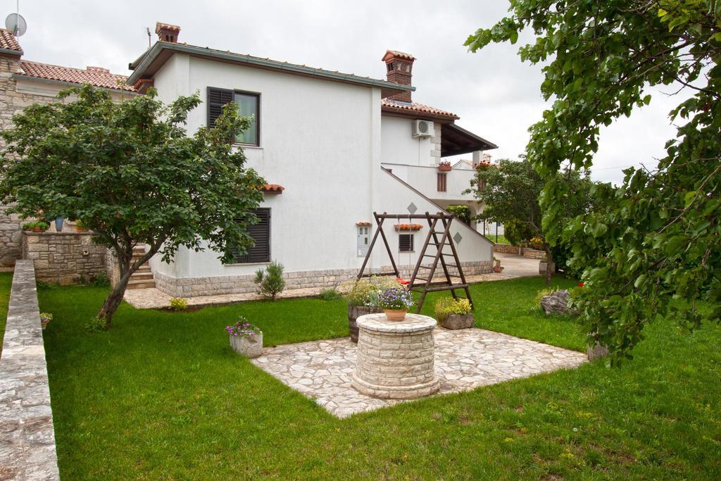 Apartman Orbanići Buitenkant foto