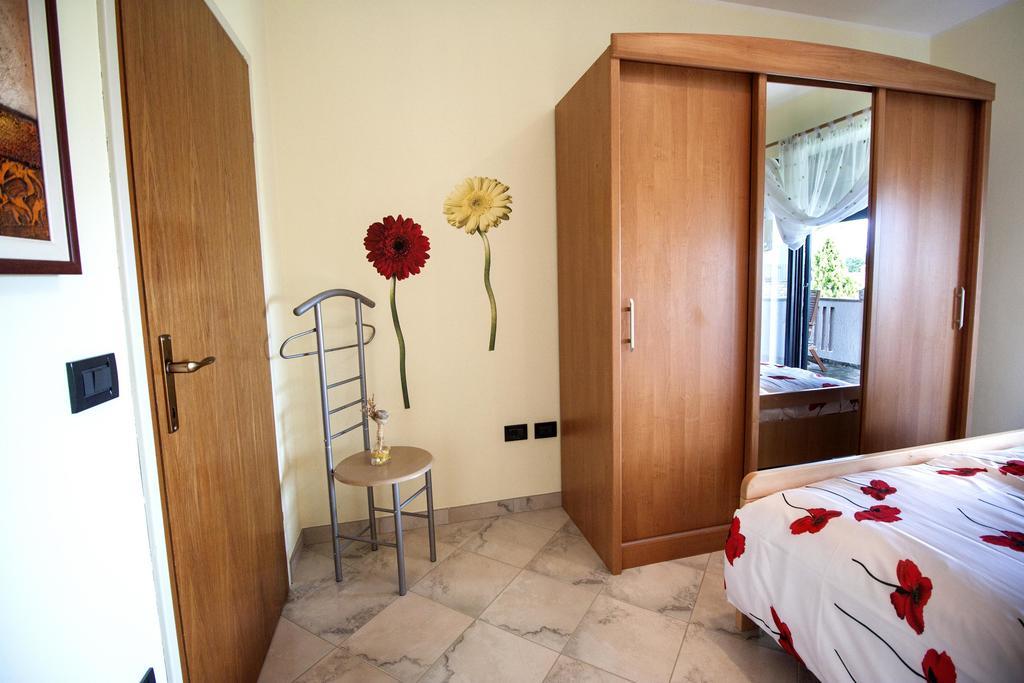 Apartman Orbanići Buitenkant foto